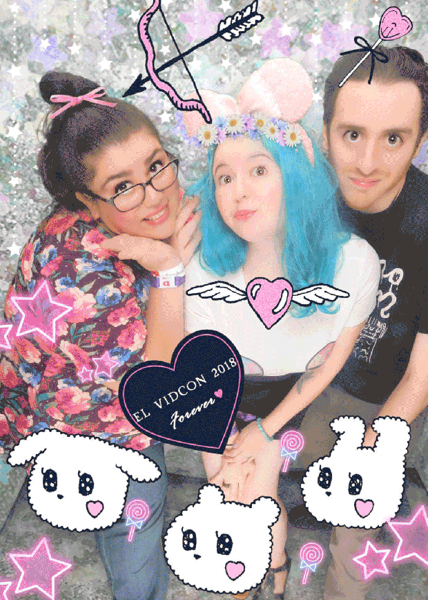 Purikura-Subculture-Recall-Little-Tokyo.gif