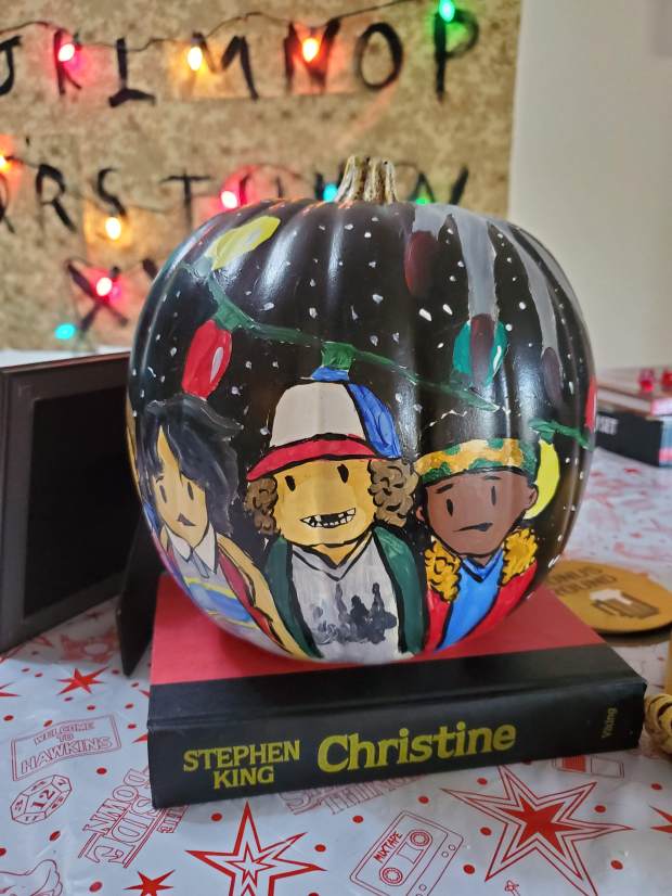 Stranger Things Party Friends Subculture Recall 18